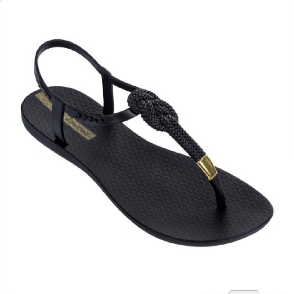 NWT - ipanema - Mara sandals